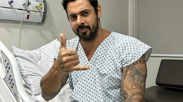 Cantor João Carreiro luta pela vida após passar por cirurgia cardíaca 