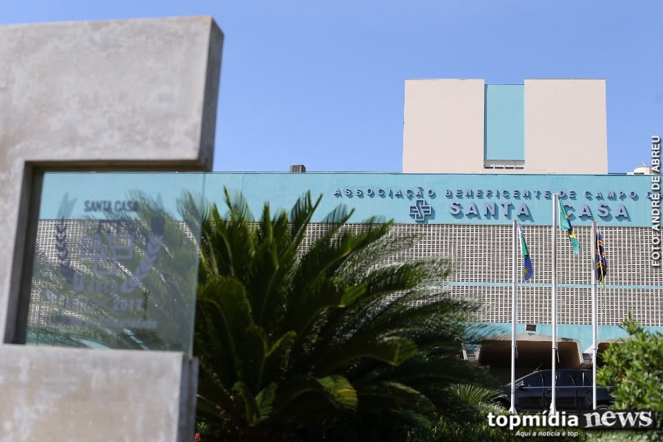 Homem encontrado ferido em estado grave no bairro Nhanhá é encaminhado para a Santa Casa de Campo Grande