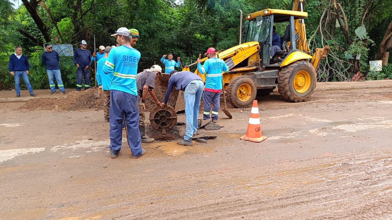 Dia ensolarado colabora para reparos aos danos causados pela chuva