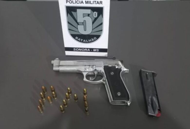 Suspeito armado e suposto integrante de facção criminosa é preso em Sonora