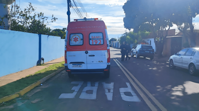 Crianças são atropeladas e motorista foge sem prestar socorro no Nova Lima