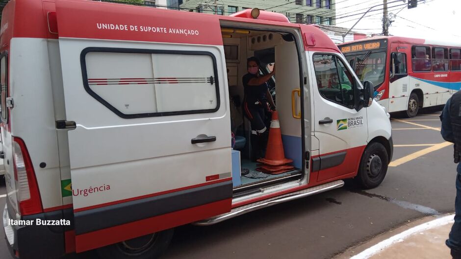 Motociclista fica ferido após colisão com motorista embriagado em Campo Grande