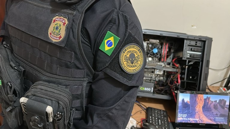 Operação Implexis: Polícia Federal combate crimes de abuso sexual infantil na internet